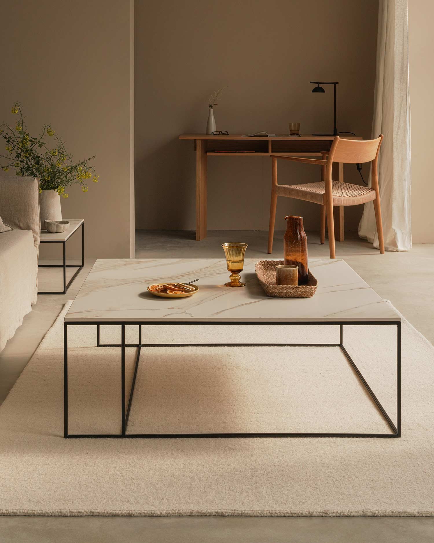 Mesa de centro Petra XL calacatta oro 100 x 100 cm